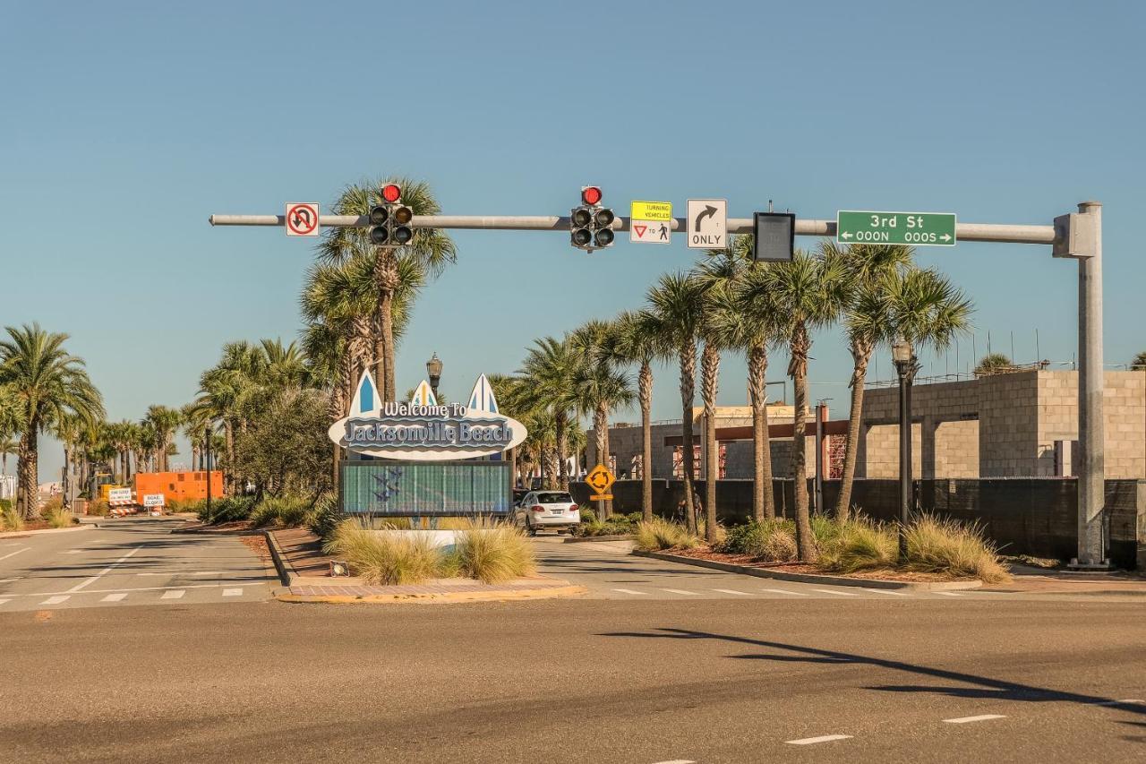 Convenient Apartments To Golf & Beaches By Frontdesk Jacksonville Exterior photo